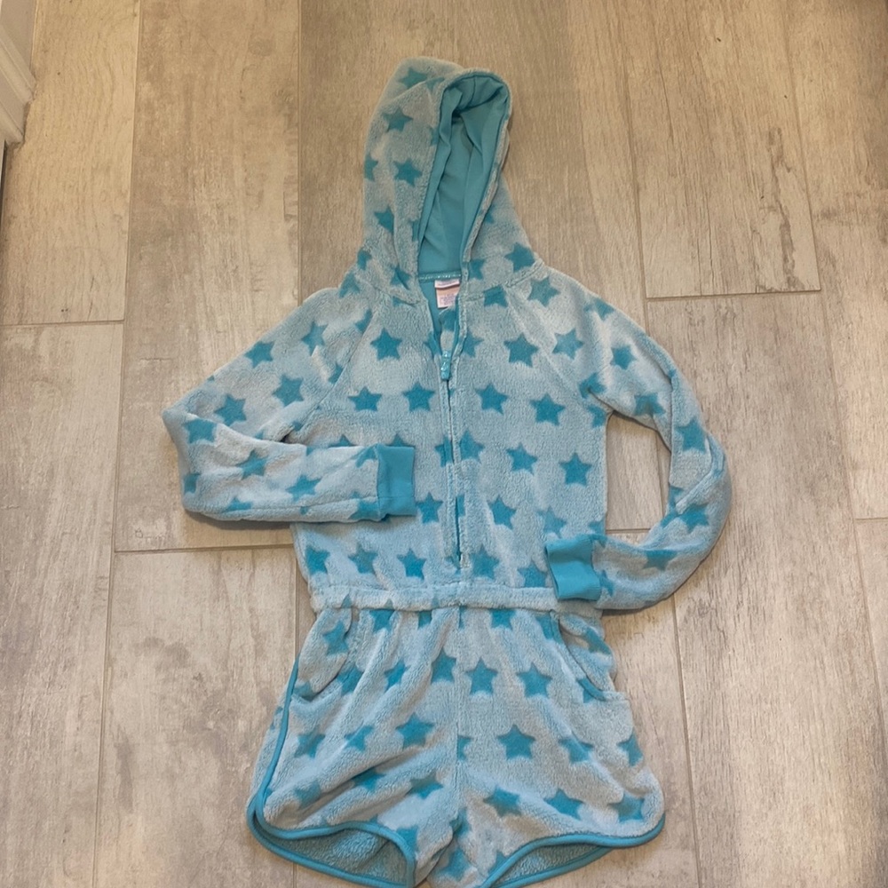 Fun fuzzy zip up, hooded turquoise romper! 🤍